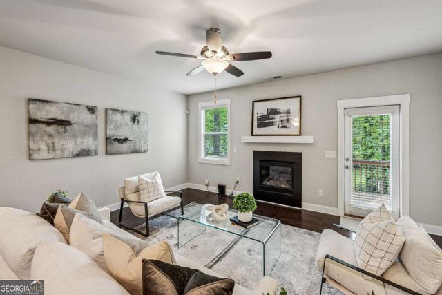 2817 White Oak Lane, Decatur, GA 30032