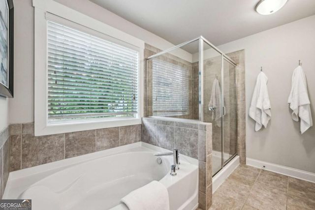 2817 White Oak Lane, Decatur, GA 30032