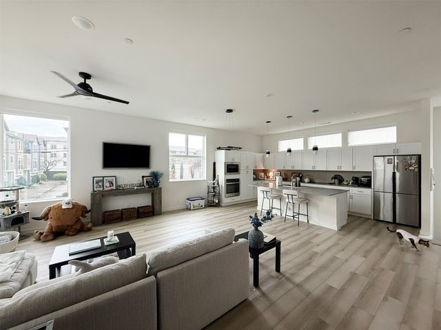 2606 Kimsey Drive 101, Dallas, TX 75235