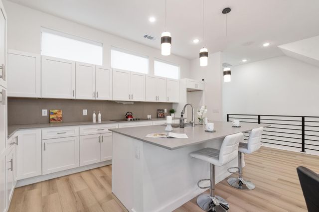 2606 Kimsey Drive 101, Dallas, TX 75235