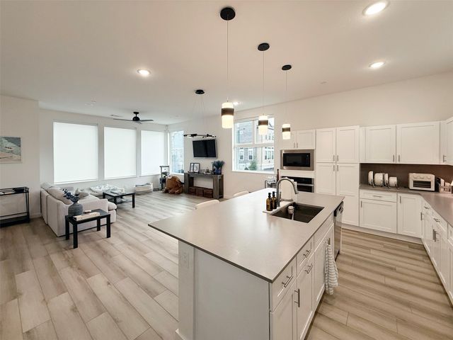 2606 Kimsey Drive 101, Dallas, TX 75235