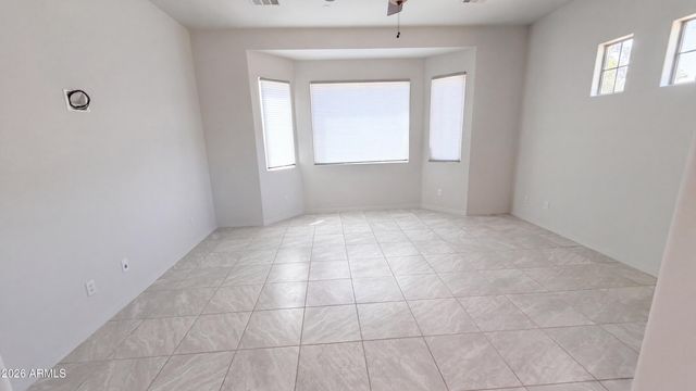18112 W MOUNTAIN SAGE Drive, Goodyear, AZ 85338