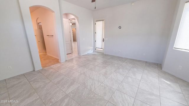 18112 W MOUNTAIN SAGE Drive, Goodyear, AZ 85338