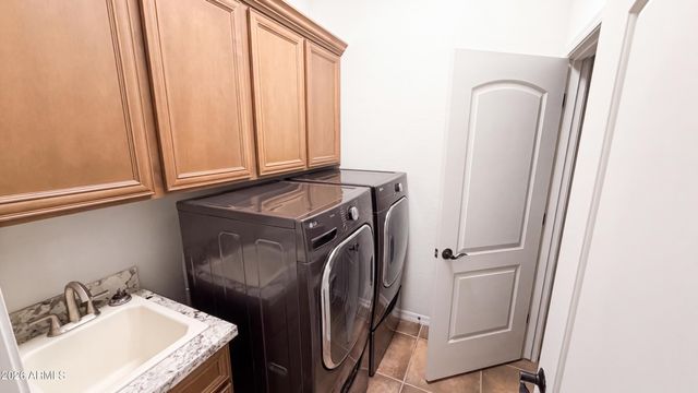 18112 W MOUNTAIN SAGE Drive, Goodyear, AZ 85338