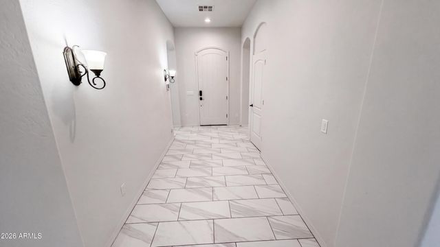 18112 W MOUNTAIN SAGE Drive, Goodyear, AZ 85338