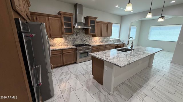 18112 W MOUNTAIN SAGE Drive, Goodyear, AZ 85338