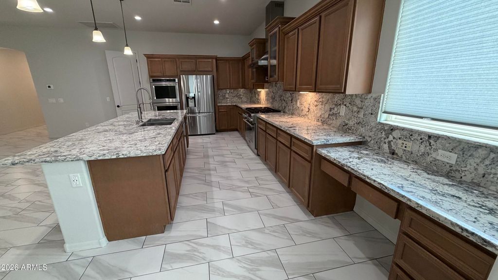18112 W MOUNTAIN SAGE Drive, Goodyear, AZ 85338 — photo 5