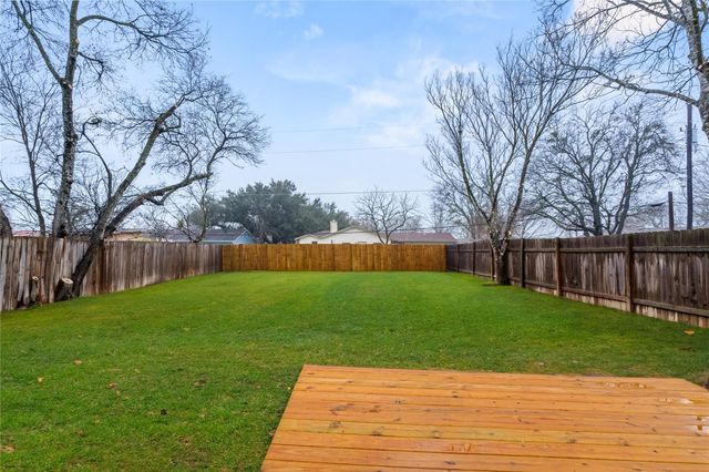 10511 Man O War Ave, Austin, TX 78719