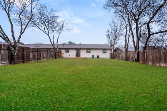 10511 Man O War Ave, Austin, TX 78719