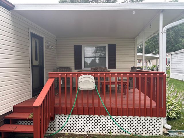 1661 Old Country Road 233, Riverhead, NY 11901
