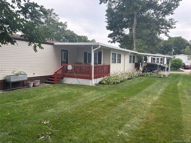 1661 Old Country Road 233, Riverhead, NY 11901