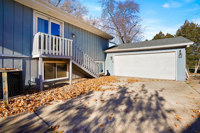 642 Omega Drive, Crown Point, IN 46307