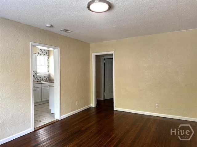1314 E 54th Street, Savannah, GA 31404