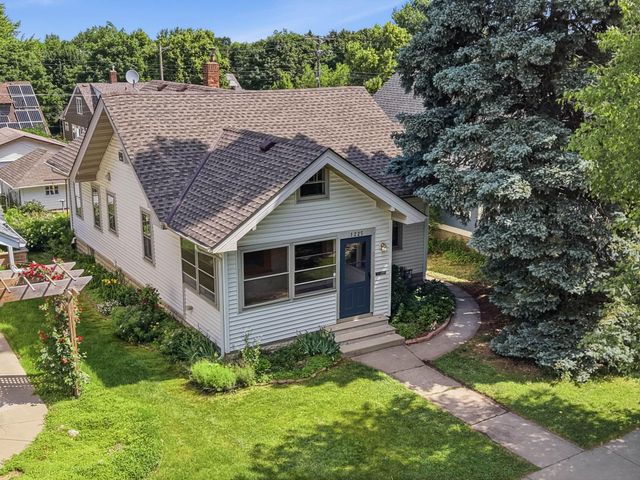 1225 Lafond Avenue, Saint Paul, MN 55104