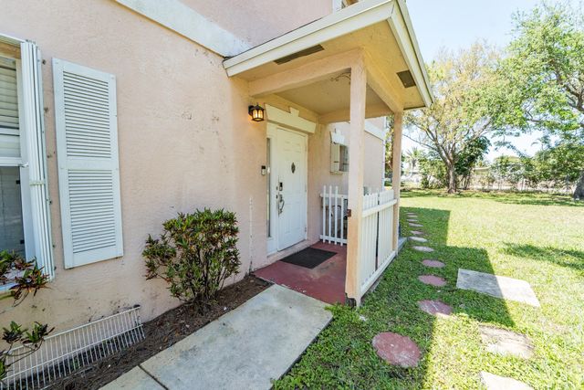 162 Baldwin Boulevard, Greenacres, FL 33463