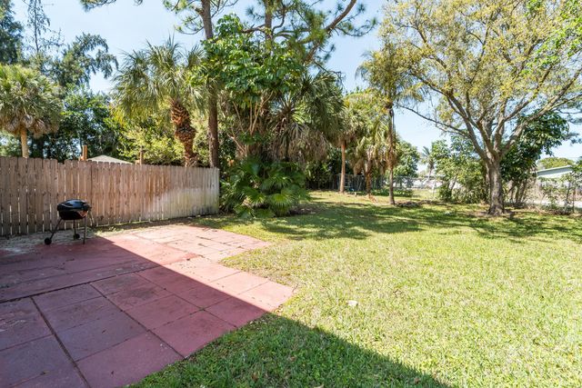 162 Baldwin Boulevard, Greenacres, FL 33463