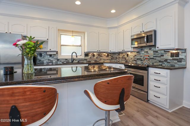 128 Gemstone Drive, Sneads Ferry, NC 28460