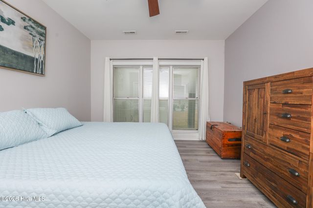 128 Gemstone Drive, Sneads Ferry, NC 28460