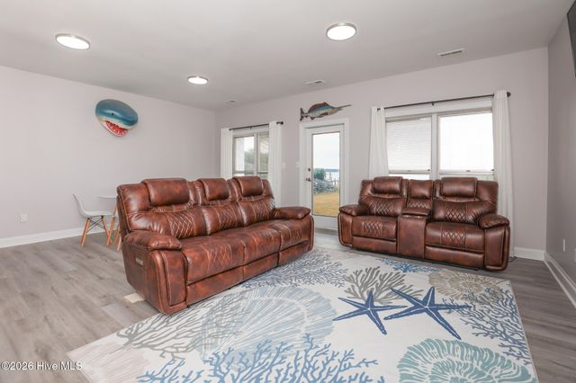 128 Gemstone Drive, Sneads Ferry, NC 28460