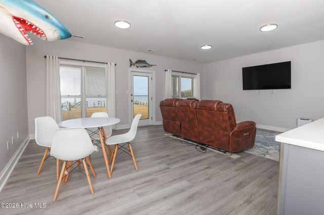 128 Gemstone Drive, Sneads Ferry, NC 28460