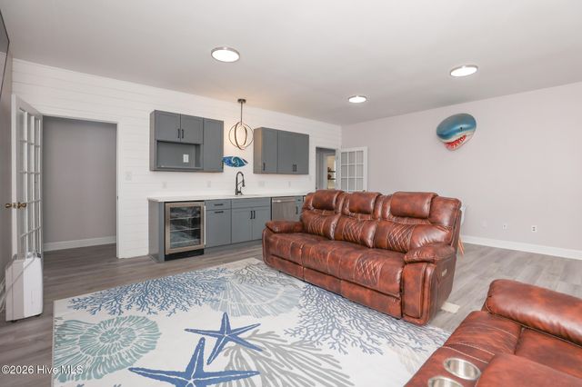 128 Gemstone Drive, Sneads Ferry, NC 28460