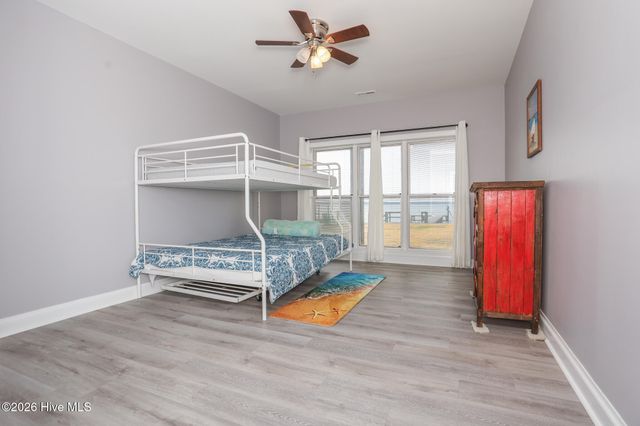 128 Gemstone Drive, Sneads Ferry, NC 28460