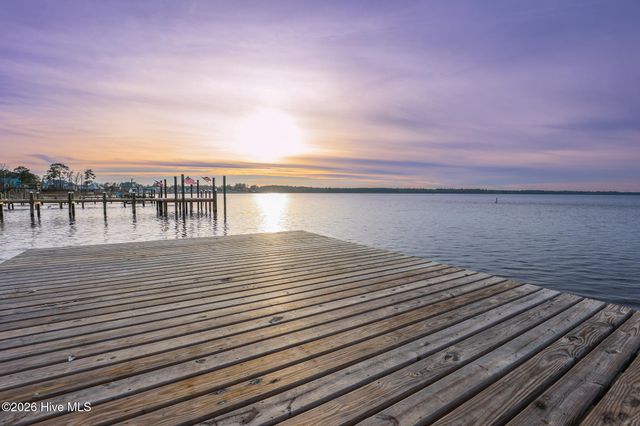 128 Gemstone Drive, Sneads Ferry, NC 28460