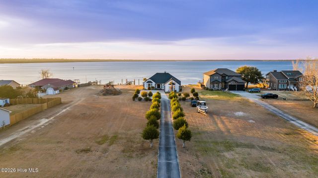 128 Gemstone Drive, Sneads Ferry, NC 28460