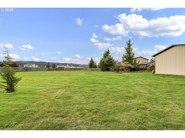 32968 CAMAS SWALE Rd, Creswell, OR 97426