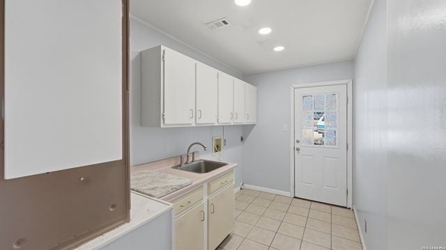 1268 Lakeside, Canyon Lake, TX 78133