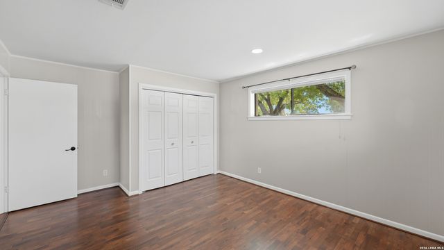 1268 Lakeside, Canyon Lake, TX 78133