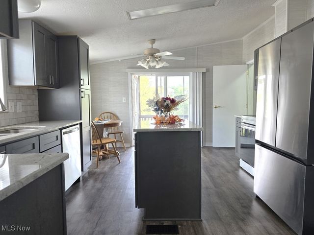 9085 Sandpiper Drive, Streetsboro, OH 44241