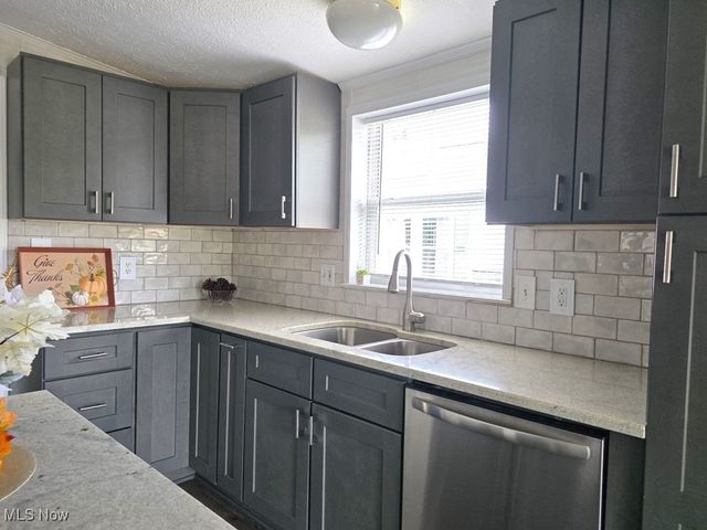 9085 Sandpiper Drive, Streetsboro, OH 44241