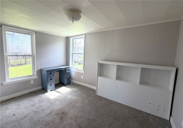 10 Elm Street, Chartiers, PA 15347