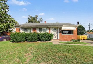 1208 Laurel Avenue, Ypsilanti Charter Township, MI 48198