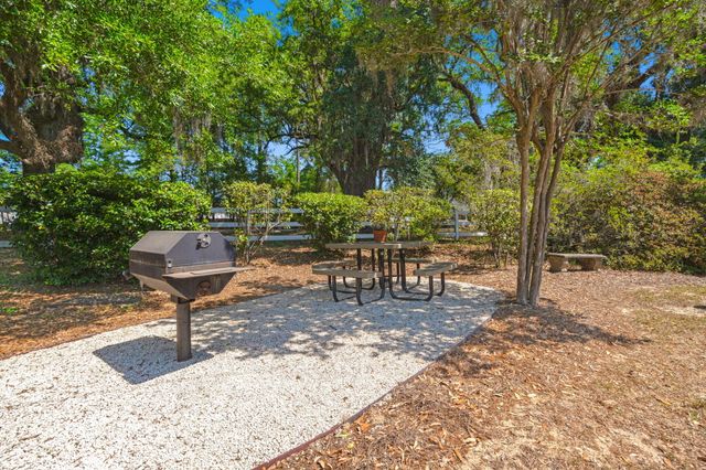 165 Golfview Lane, Summerville, SC 29485