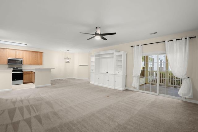 165 Golfview Lane, Summerville, SC 29485