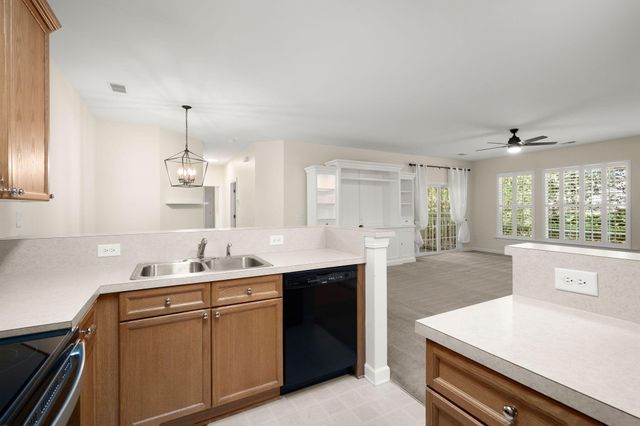 165 Golfview Lane, Summerville, SC 29485
