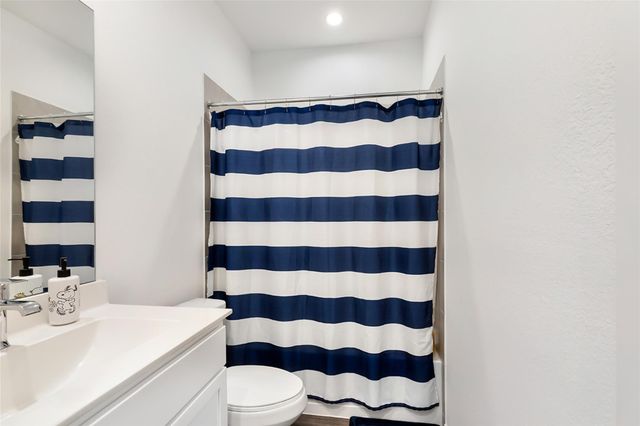 306 Springfield Shores Court, Crosby, TX 77532