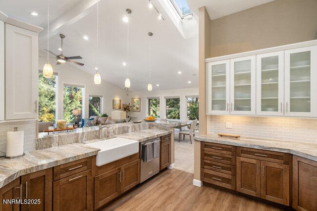 2522 Lake Ridge Shores Circle, Reno, NV 89519