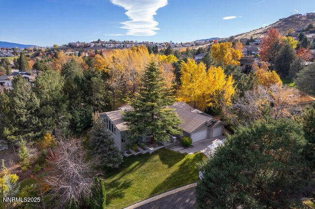 2522 Lake Ridge Shores Circle, Reno, NV 89519