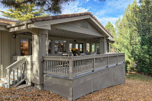 2522 Lake Ridge Shores Circle, Reno, NV 89519