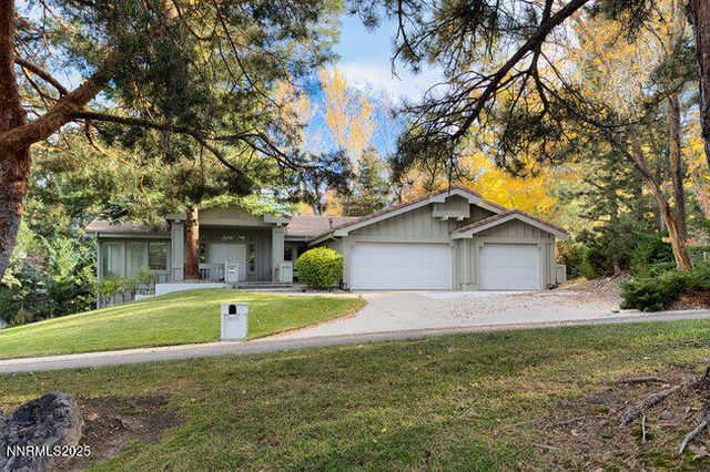 2522 Lake Ridge Shores Circle, Reno, NV 89519