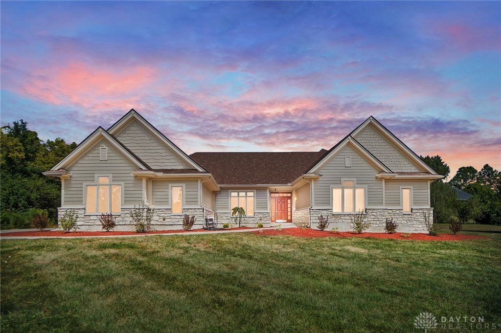 7038 Ashwood Court, Springboro, OH 45066