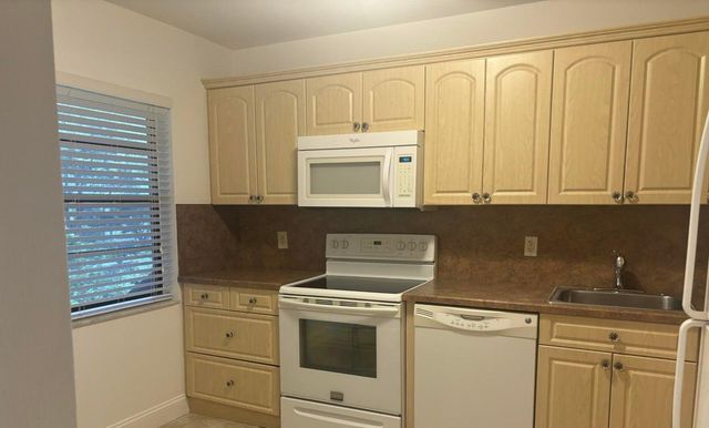 9264 Vista Del Lago H, Boca Raton, FL 33428