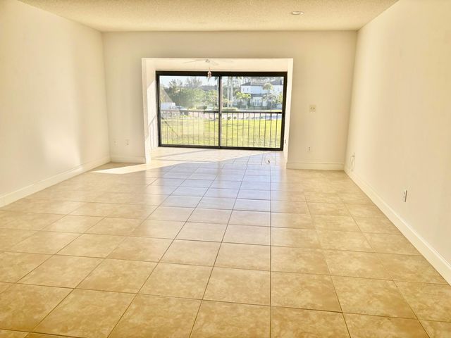 9264 Vista Del Lago H, Boca Raton, FL 33428