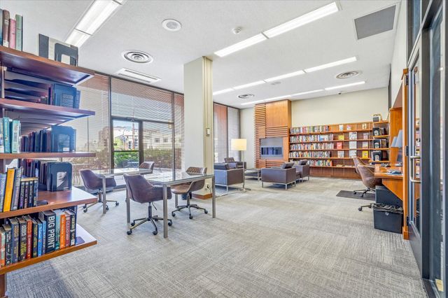 15 S 1st Street A1020, Minneapolis, MN 55401