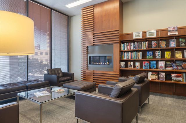 15 S 1st Street A1020, Minneapolis, MN 55401