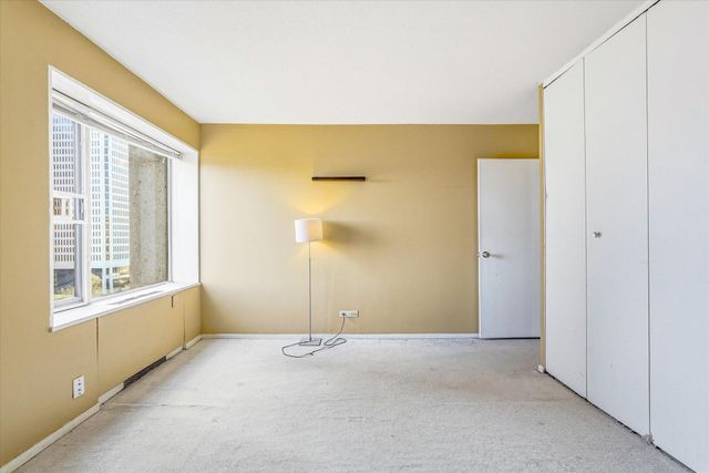 15 S 1st Street A1020, Minneapolis, MN 55401