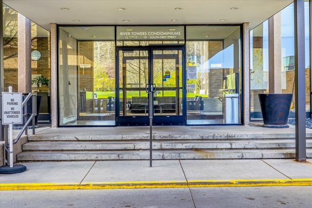 15 S 1st Street A1020, Minneapolis, MN 55401